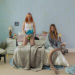 Do viral à perenidade: Wet Leg lança moisturizer, um álbum que abandona a zona de conforto e assume riscos com lirismo honesto e arranjos mais complexos