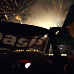 Bandeiras do Oasis e do Brasil no Morumbis